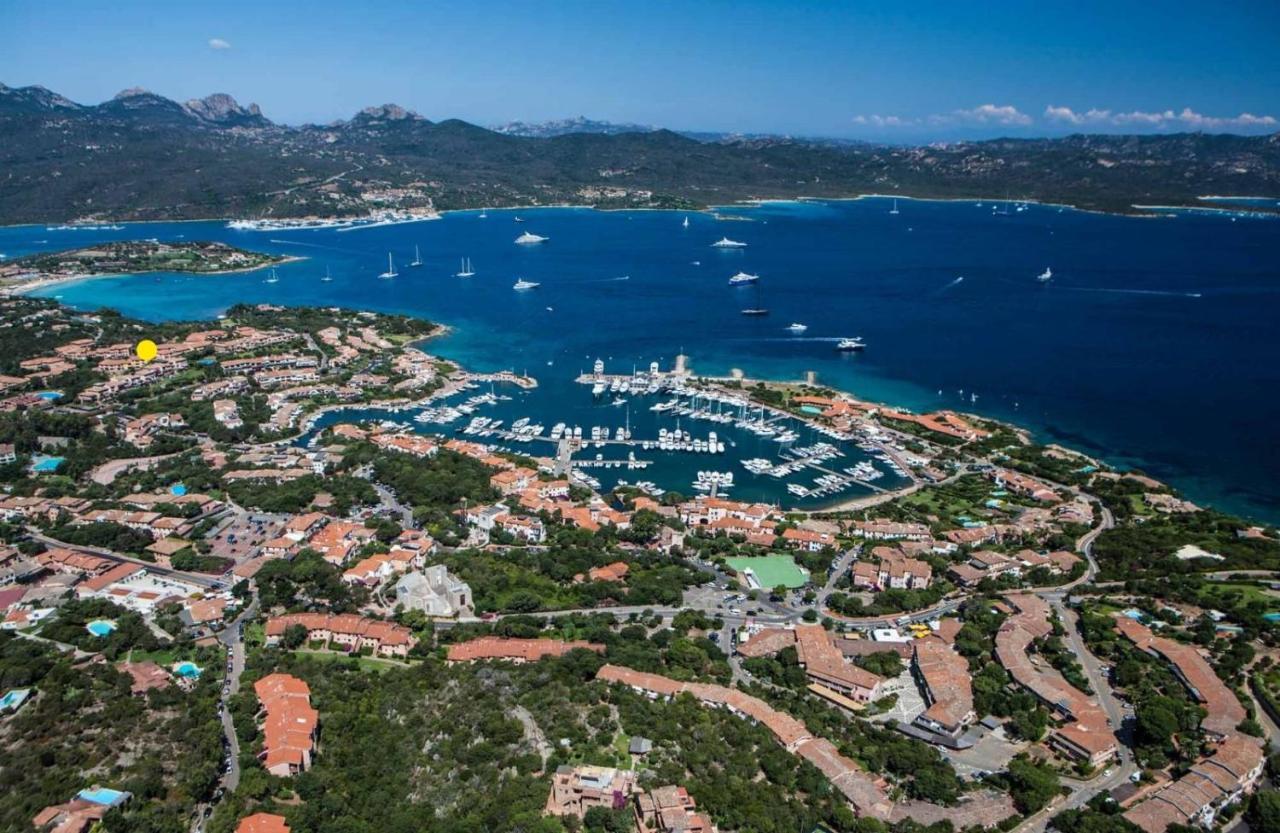 Residence Bouganville Porto Rotondo Bagian luar foto