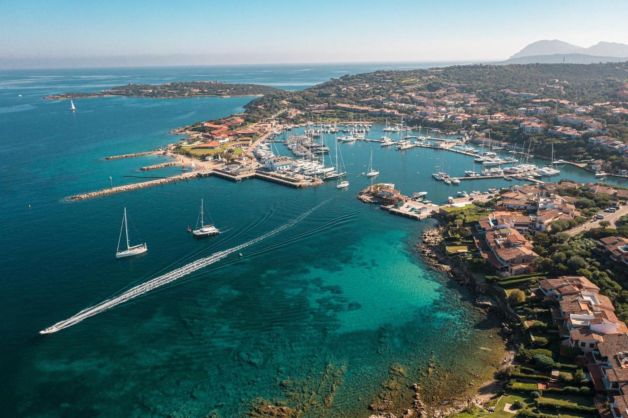 Residence Bouganville Porto Rotondo Bagian luar foto
