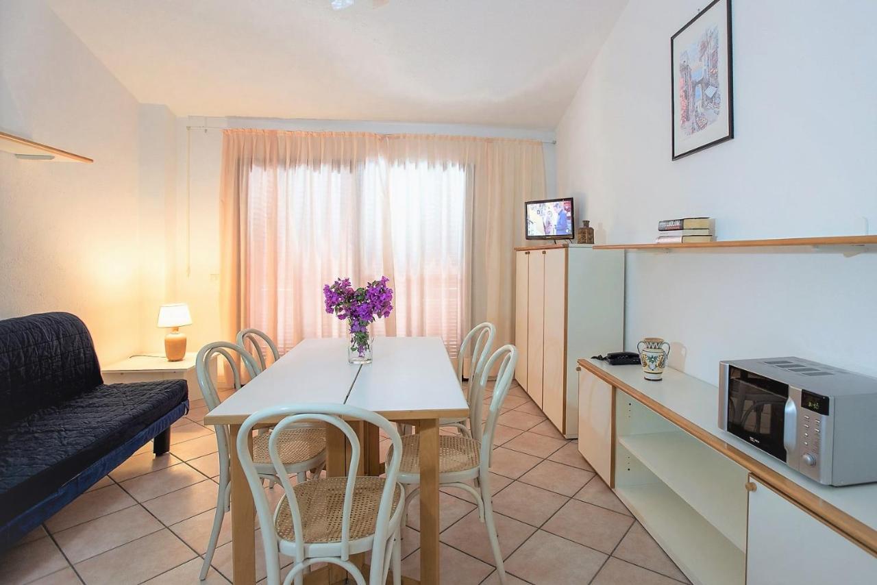 Residence Bouganville Porto Rotondo Bagian luar foto